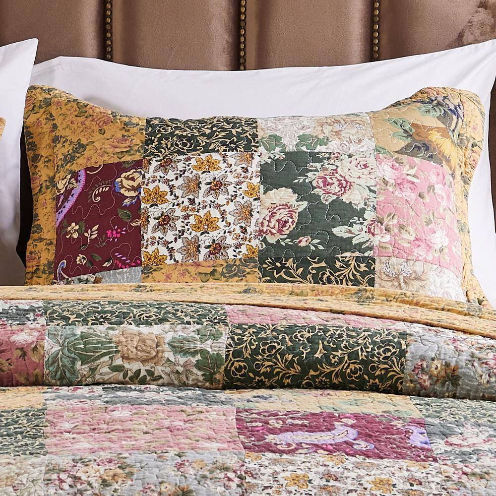Ivory Cotton Reversible Full Quilt Set with Pattern