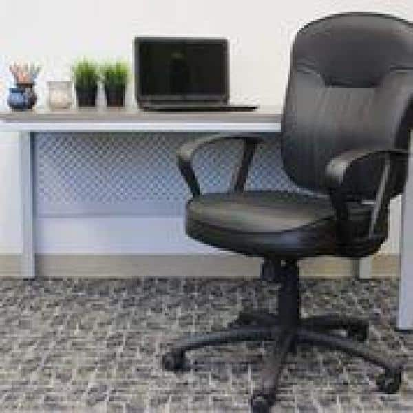 https://images.thdstatic.com/productImages/ec3147bf-5485-4375-82b5-97b4115d4f4e/svn/black-boss-office-products-task-chairs-b1562-31_600.jpg