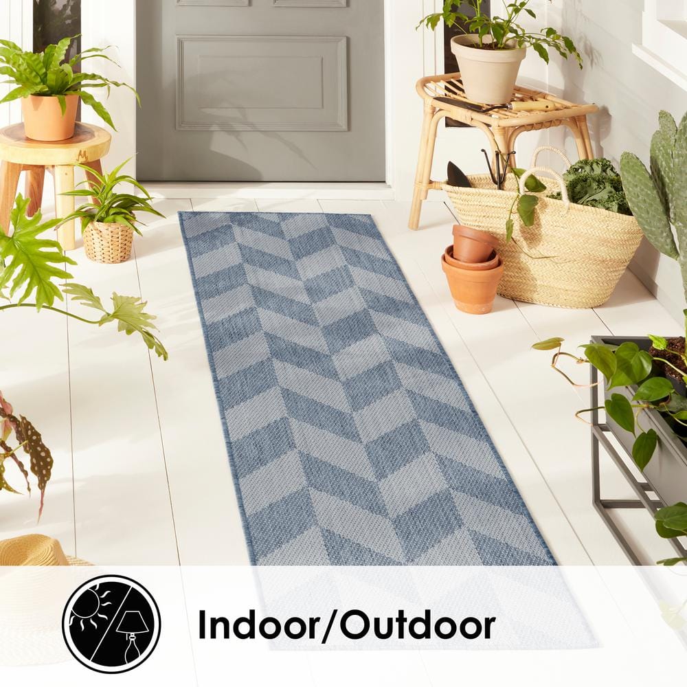 Modern Chic Blue/Grey Geometric Indoor/Outdoor Runner Rug
