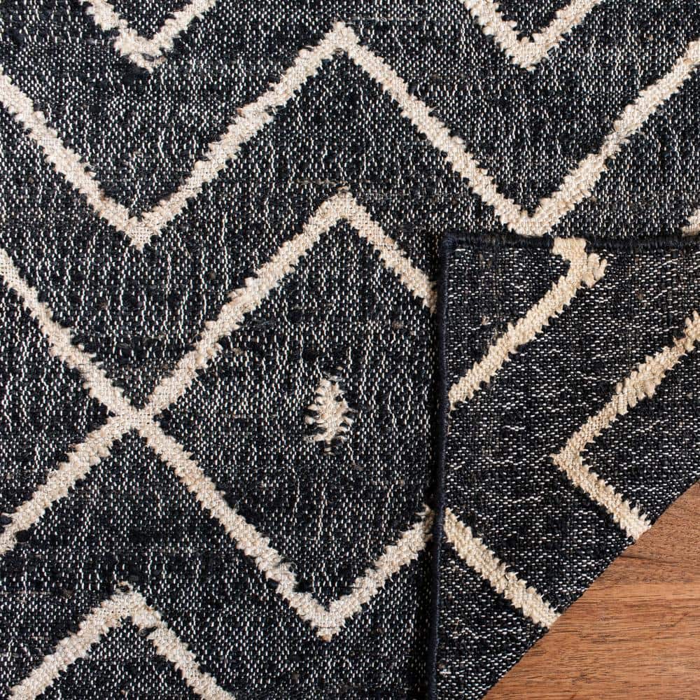 Handmade Charcoal and Natural Wool Cotton 8' x 10' Area Rug