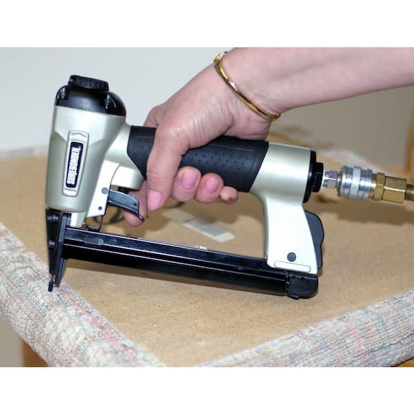 heavy duty pneumatic staple gun