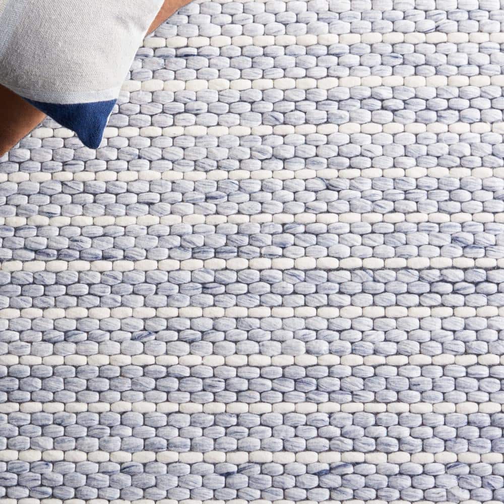 Ivory and Blue Flat Woven Wool Area Rug, 8' x 10'