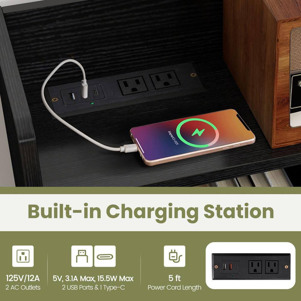 Details of the built-in charging station and power specifications.