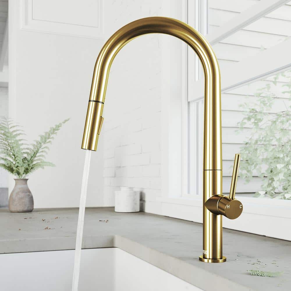 Matte Gold Single Handle Pull-Down Kitchen Faucet with Spray