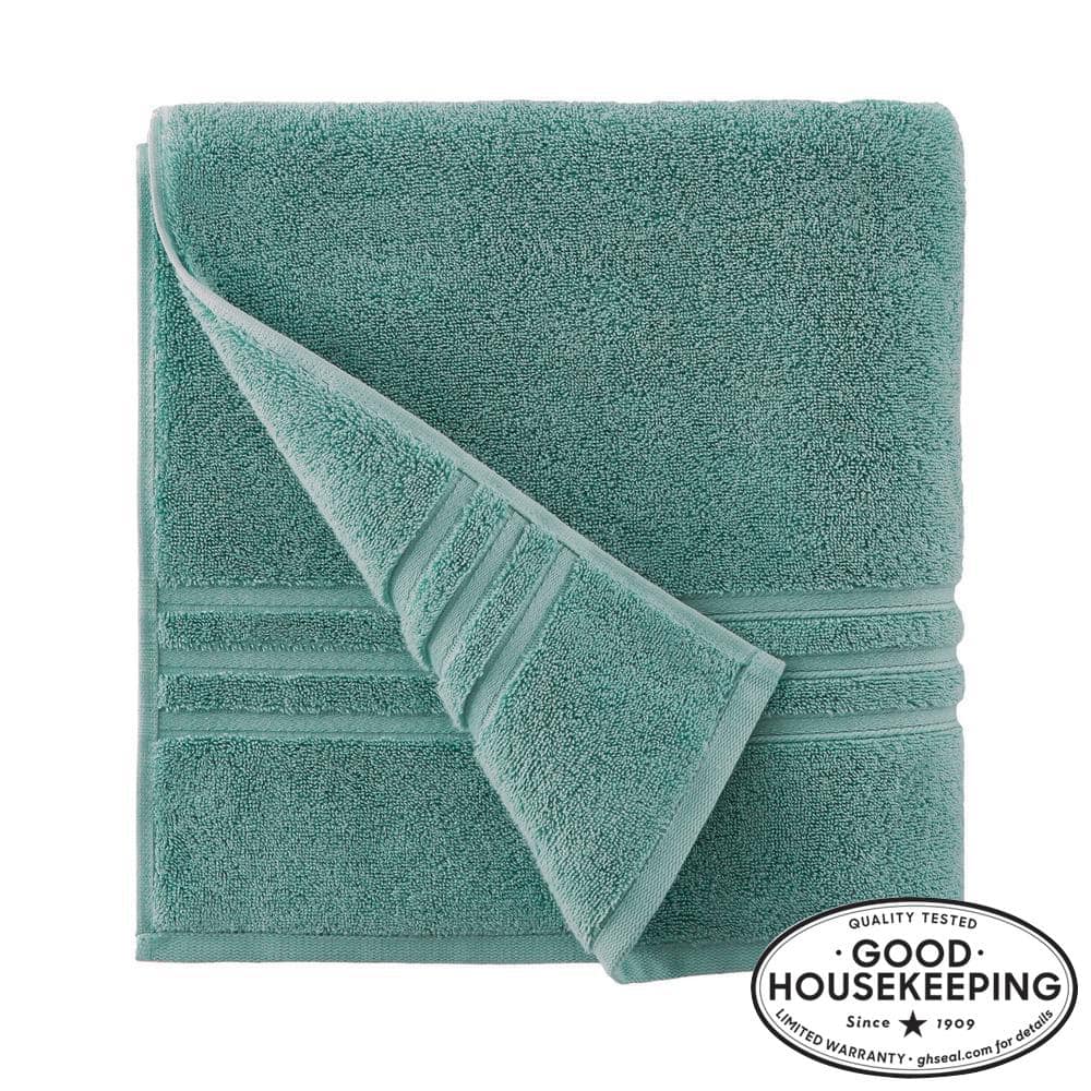 https://images.thdstatic.com/productImages/ec8e35ac-b09f-49ef-9289-31b3c94ae5d9/svn/aloe-green-home-decorators-collection-bath-towels-0615-bthal-64_1000.jpg