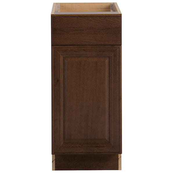 Hampton Bay Benton Assembled 15x34.5x24 in. Base Cabinet with Soft Close Full Extension Drawer in Butterscotch