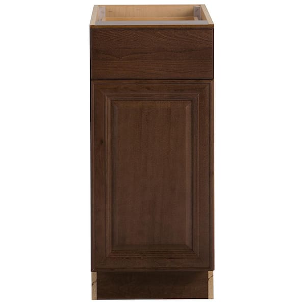 Hampton Bay Benton Assembled 15x34.5x24 in. Base Cabinet with Soft Close Full Extension Drawer in Butterscotch