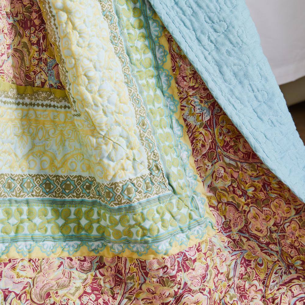 Palisades Pastel Floral Quilted Cotton Throw Blanket