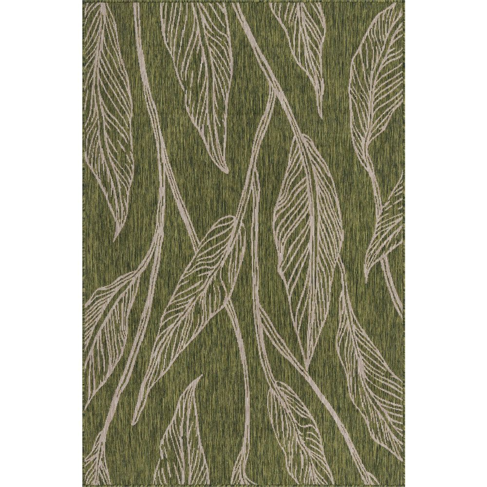 Green and Ivory Botanical Leaf Outdoor Rectangular Rug 8' x 10'