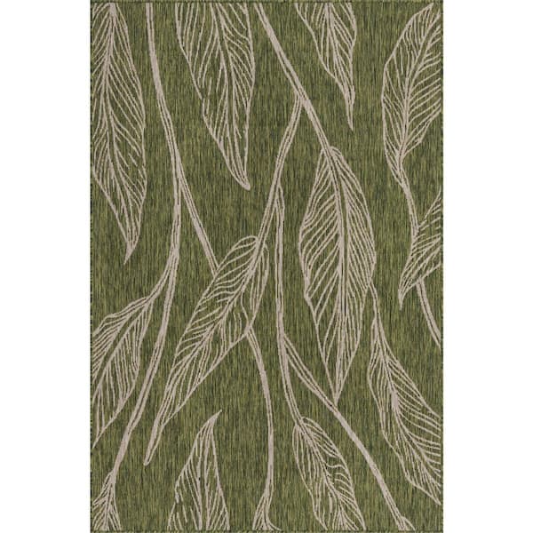 Unique Loom Outdoor Leaf Green 5 ft. x 8 ft. Area Rug