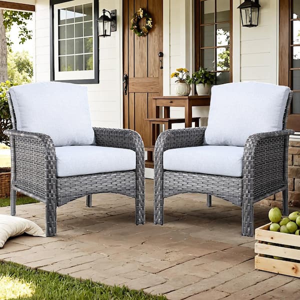 XIZZI Aster Gray Wicker Outdoor Patio Stationary Lounge Chair with Light Gray Cushions
