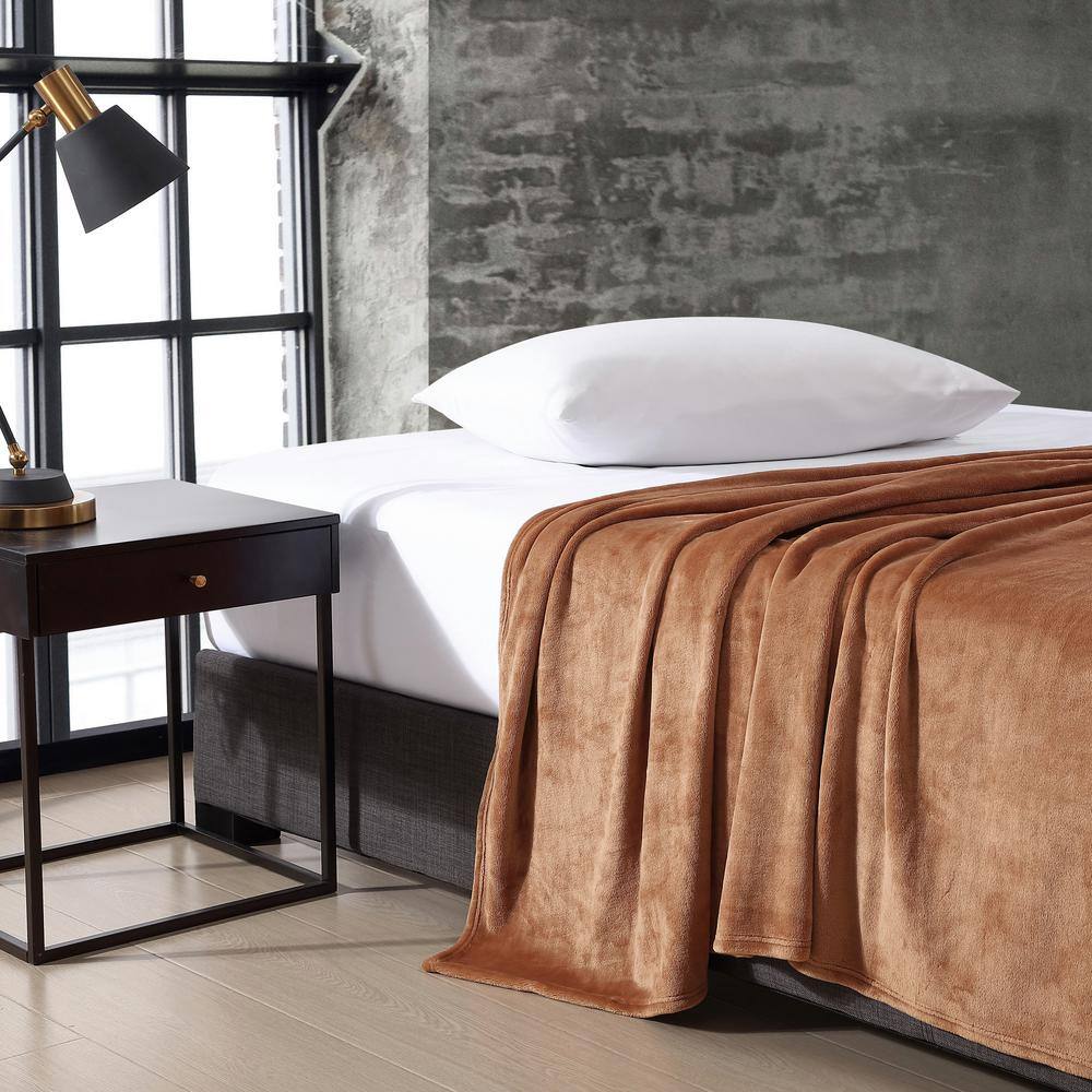 Kenneth Cole King Size Ginger Orange Plush Fleece Blanket