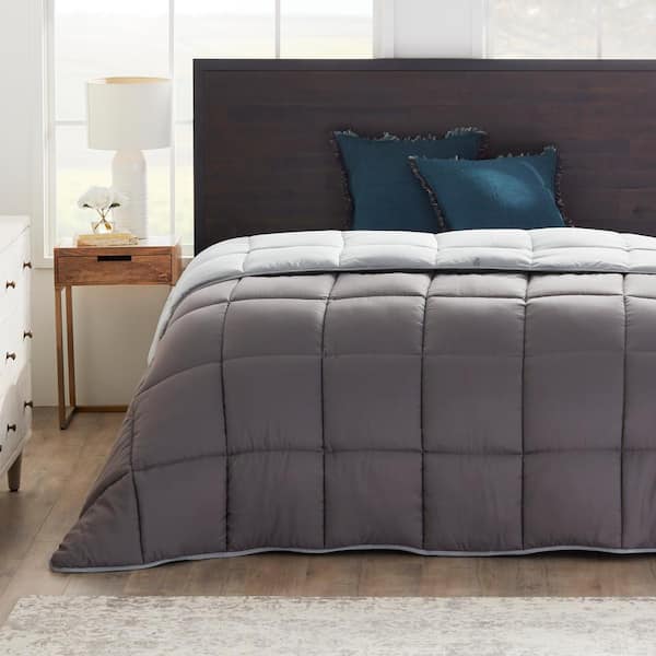 Reversible Down Alternative Comforter - Linens and Hutch (Full/Queen),  (Black-Gray)