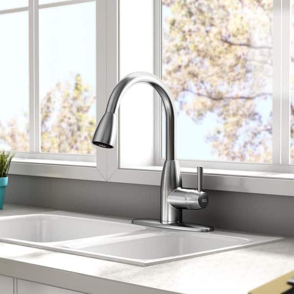 American Standard Fairbury Single-Handle Pull-Down Sprayer Kitchen Faucet 