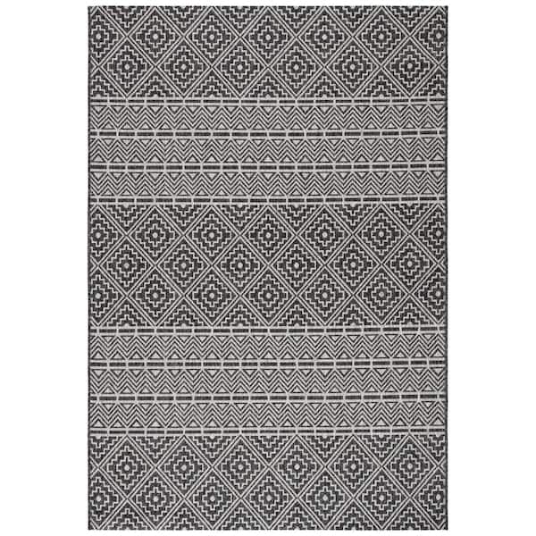 SAFAVIEH Courtyard Black/Gray Doormat 3 ft. x 5 ft. Tribal Diamond Chevron Indoor/Outdoor Patio Area Rug