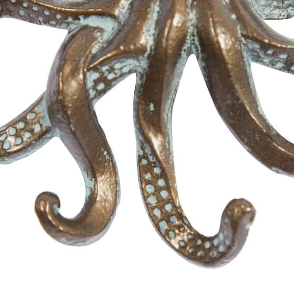 Decmode Set of 2 Coastal 7 x 8 inch Iron Octopus Wall Hooks, White, Brown, Bronze