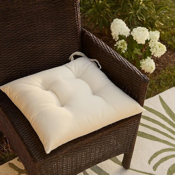 19.7 x 2.8 2-Piece Deep Seating Outdoor Dining Chair Tufted Oxford Fabric Cushion in Cream White