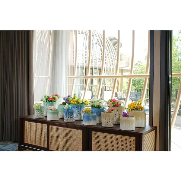 GOGEXX Set of 2 7.5 in. Blue and Antique White Ceramic Planter with Openwork Design with Tray for Indoor and Outdoor Plants