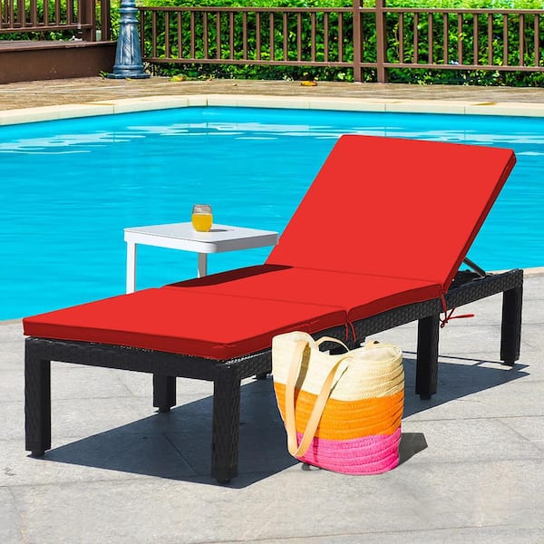 Wicker Outdoor Lounge Chair Chaise Recliner Adjust with Red Cushion and Off White Cover