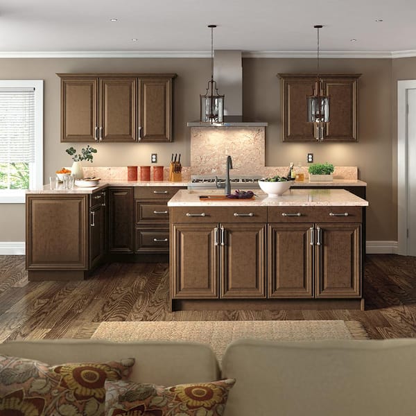 Benton Assembled 24x34.5x24 in. Base Cabinet with Soft Close Full Extension Drawer in Butterscotch