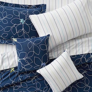 Kaylee 9-Piece Navy Floral Full/Queen Bed in a Bag Bedding Set