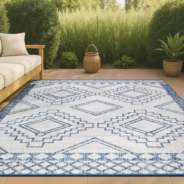 Marokko Diamond Tribal Medallion Ivory/Blue 3 ft. x 5 ft. Indoor/Outdoor Area Rug