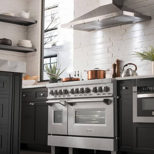 ZLINE Kitchen and Bath 48 in. 7 Burner Double Oven Dual Fuel Range