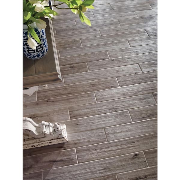 Luxury Vinyl Tile and Waterproof Wood for Hotel Flooring