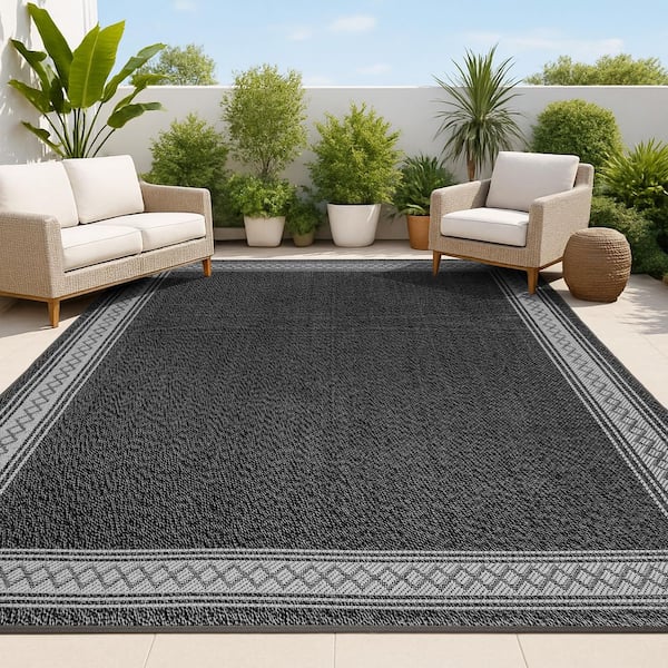 Lucia Classic Diamond Border Black/Gray 3 ft. x 5 ft. Indoor/Outdoor Area Rug