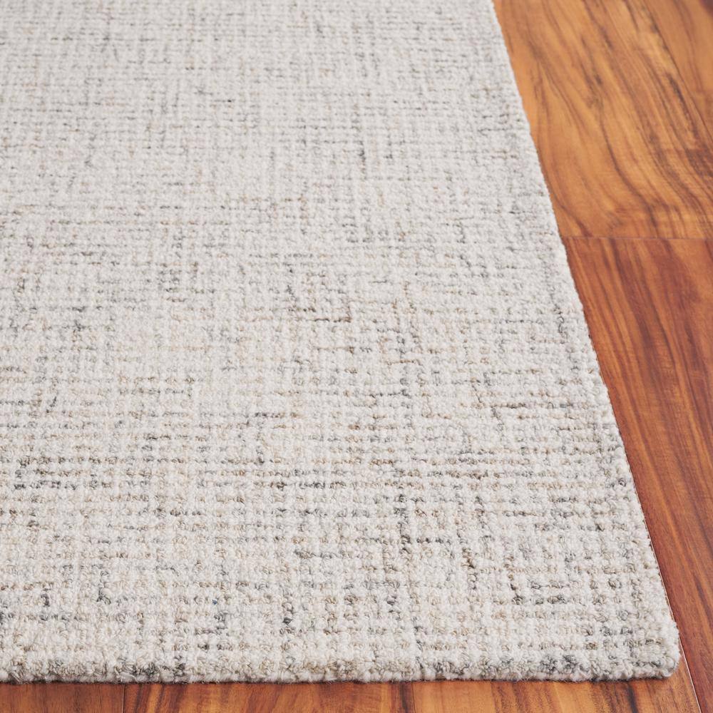 Light Grey Ivory Hand Tufted Wool Area Rug 5' x 8'