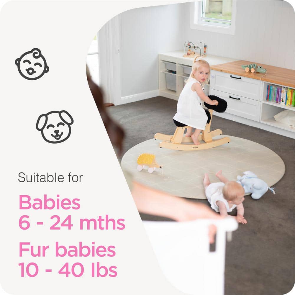 White Retractable Baby Gate with Plastic and Fabric