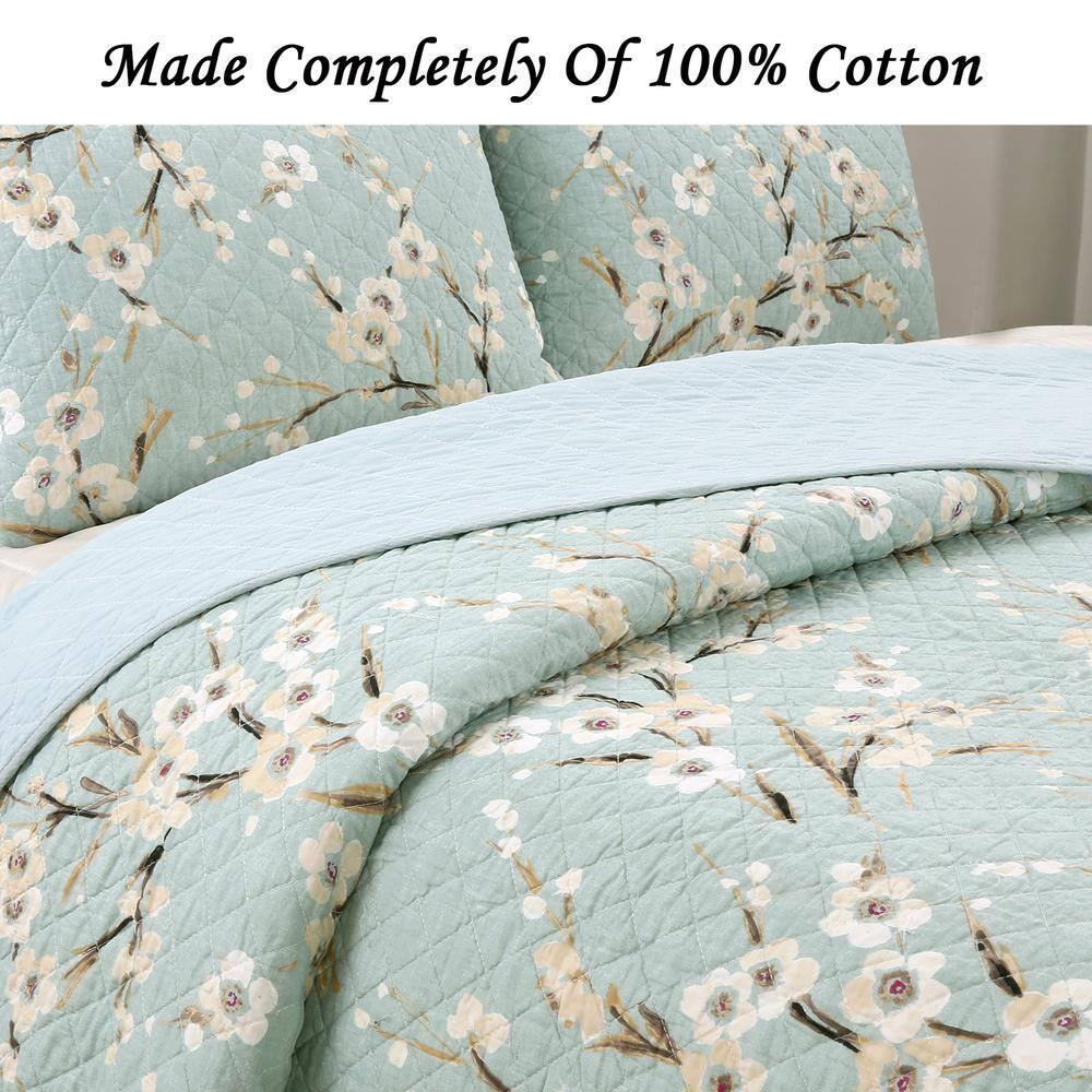 Cyan Blue Cotton Queen Reversible Floral Quilt Set