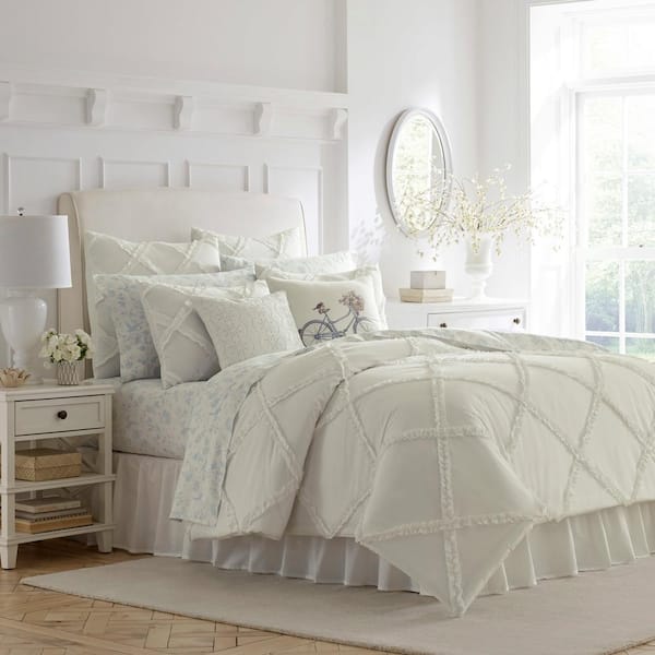 Laura Ashley Adelina 2-Piece White Solid Cotton Twin Duvet Cover Set