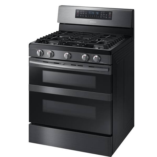 Samsung 30 in. 5.8 cu. ft. Gas Range with Self-Cleaning and Dual