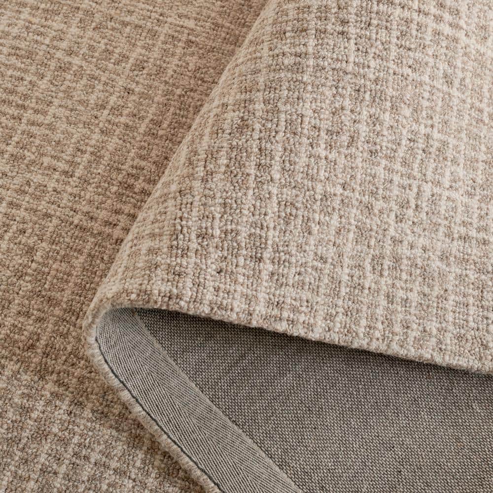 Ivory and Grey Hand-Tufted Wool and Synthetic Area Rug, 5' x 8'