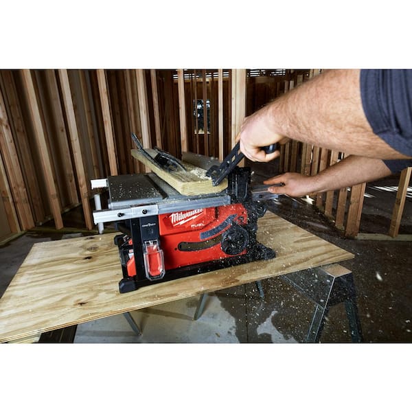 https://images.thdstatic.com/productImages/ed442d61-a7b7-4828-8786-af5d55078994/svn/milwaukee-portable-table-saws-2736-20-48-08-0561-c3_600.jpg