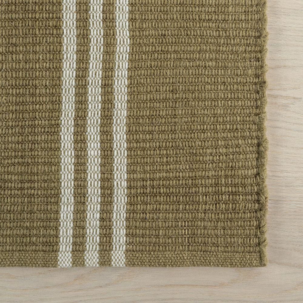 Handmade Olive Green Wool Rectangular Striped Area Rug 4' x 6'