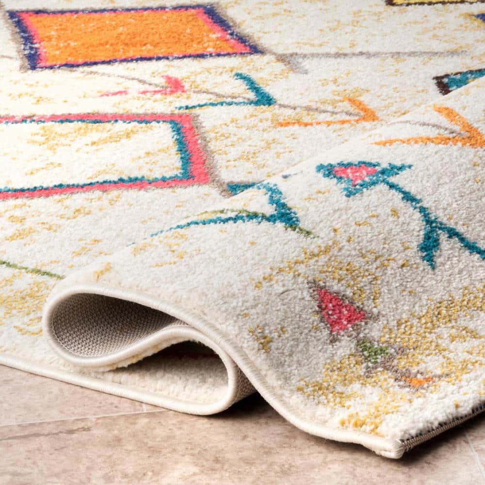 Reversible Moroccan-Inspired 4' x 6' Multicolor Synthetic Rug
