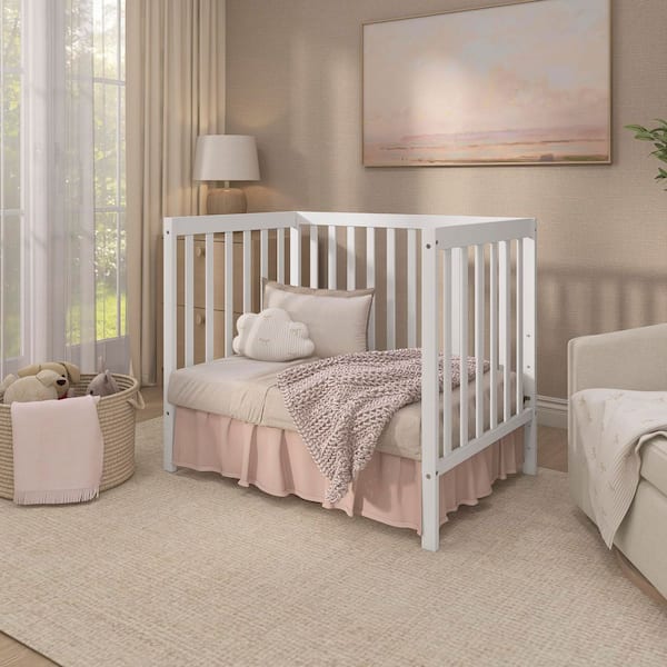 Dream On Me Edgewood 4-in-1 White Convertible Mini Crib 634-WHT