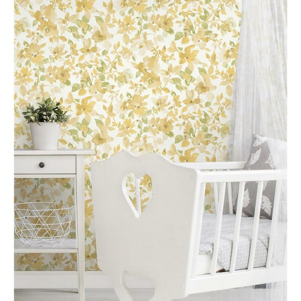 Watercolor Floral Peel and Stick Wallpaper (Covers 28.18 sq. ft.)