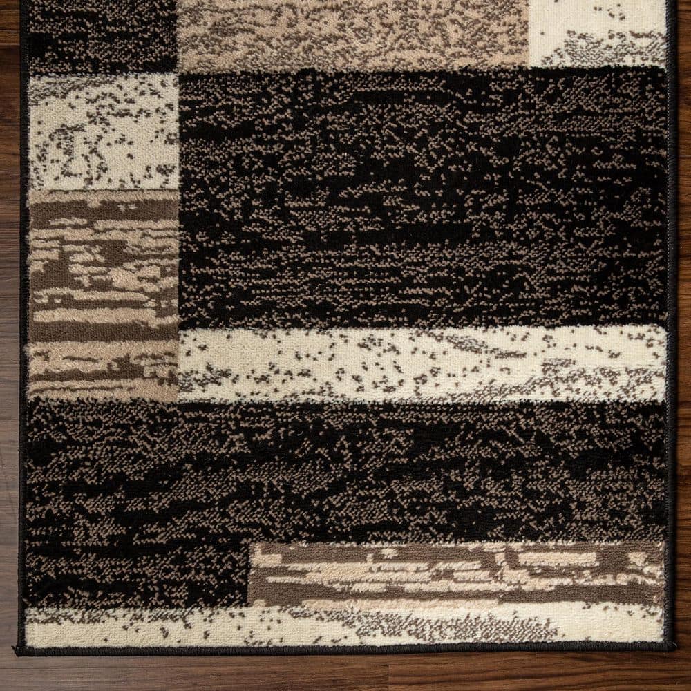 Chocolate Geometric Synthetic 8' x 10' Area Rug