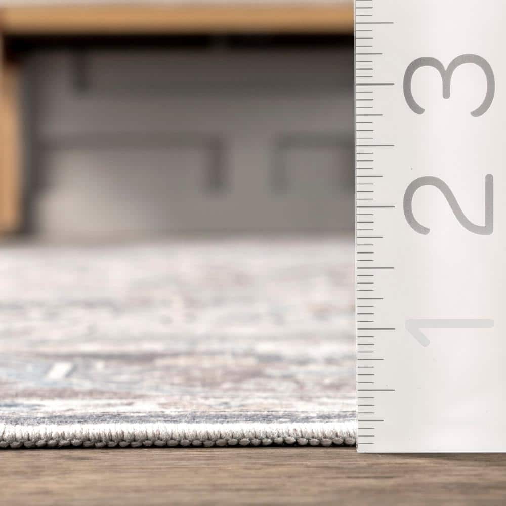 Ivette Gray Synthetic 3' x 5' Washable Area Rug
