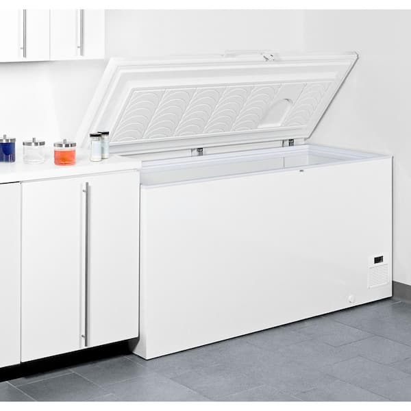 Summit® Commercial 10 Cu. Ft. White Chest Freezer