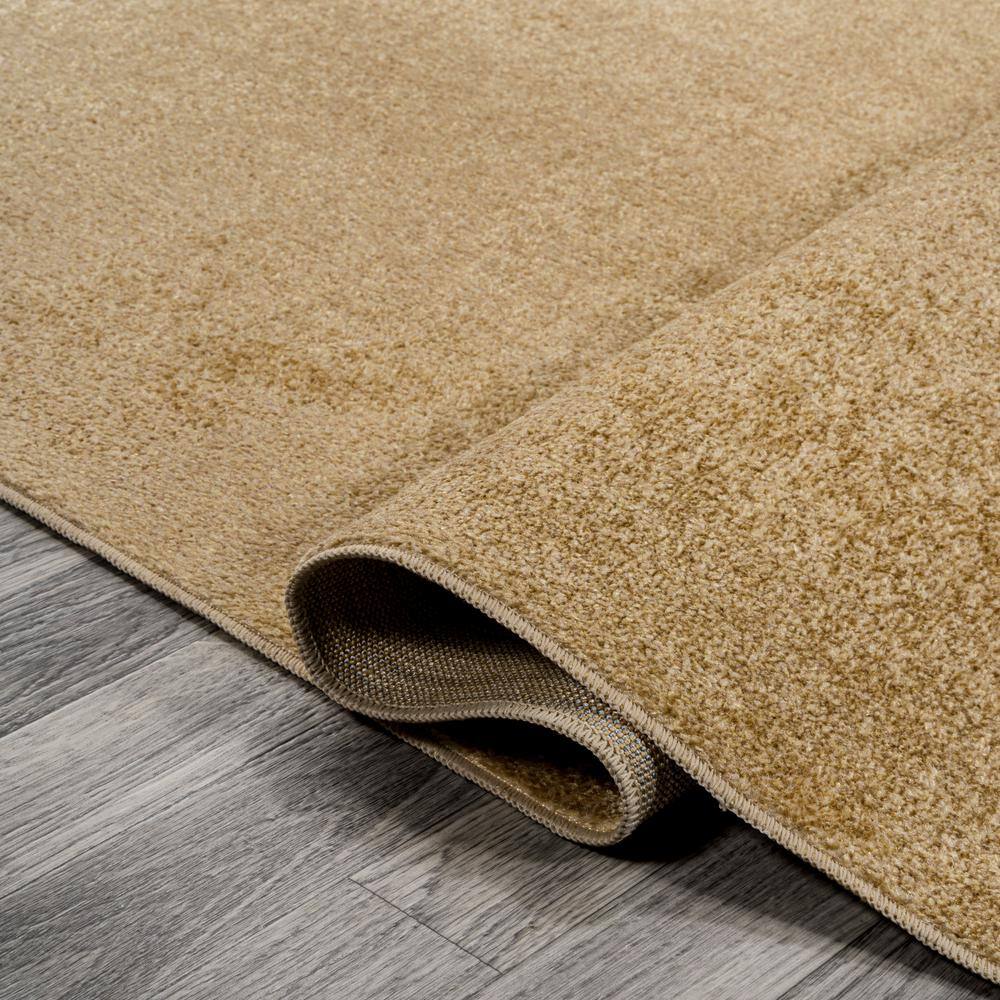 Twyla Yellow Low-Pile Machine-Washable Area Rug 5' x 8'