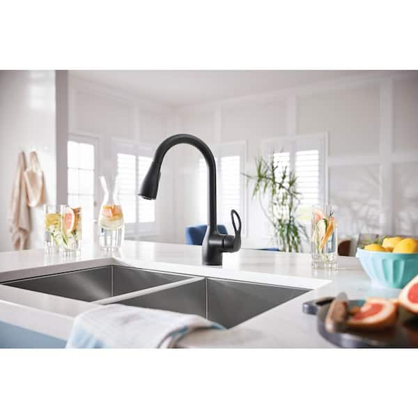 MOEN Kleo Single-Handle Pull-Down high quality Sprayer Kitchen Faucet with Reflex and Power