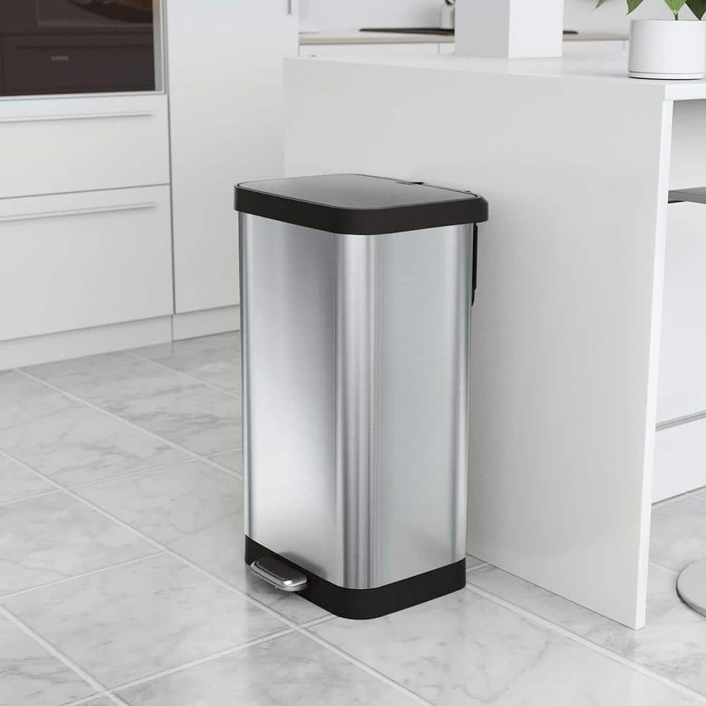 Stainless Steel 20 Gallon Fingerprint Resistant Kitchen Trash Can