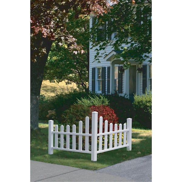 49"L x 49"W x 44"H Country Corner Vinyl Picket, White, VA20234
