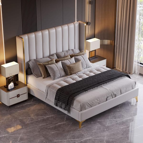 Harper & Bright Designs Channel Tufted Light Gray Wood Frame King Upholstered Platform Bed, Wing Back in Gilded Strips Trim, Thickened Slats