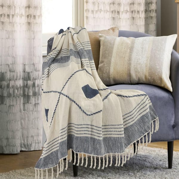 Unbranded Coastal Edge Blue/White Geometric Diamond All Natural Cotton Throw Blanket with Fringe