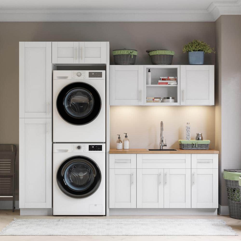 Laundry room & Cleaning cabinet